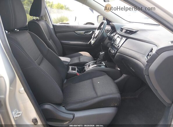 KNMAT2MT2HP525253 2017 NISSAN ROGUE Silver Vista interior delantera