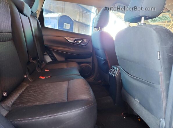 KNMAT2MT2JP527252 2018 NISSAN ROGUE Blue 
