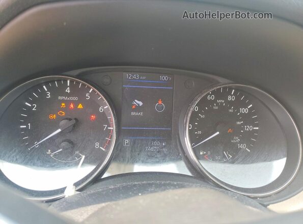 KNMAT2MT2JP544956 2018 NISSAN ROGUE White Սարքավորումների վահանակի տեսք