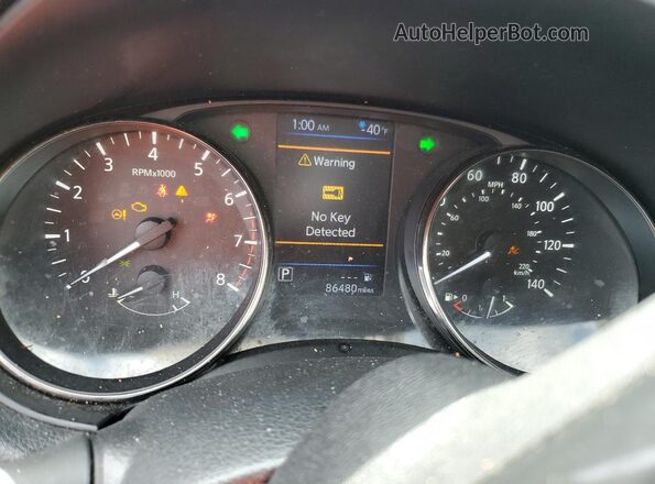 KNMAT2MT2JP590593 2018 NISSAN ROGUE Silver 