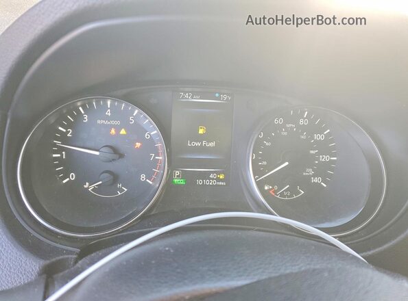 KNMAT2MT3HP527254 2017 NISSAN ROGUE Silver Instrument cluster view
