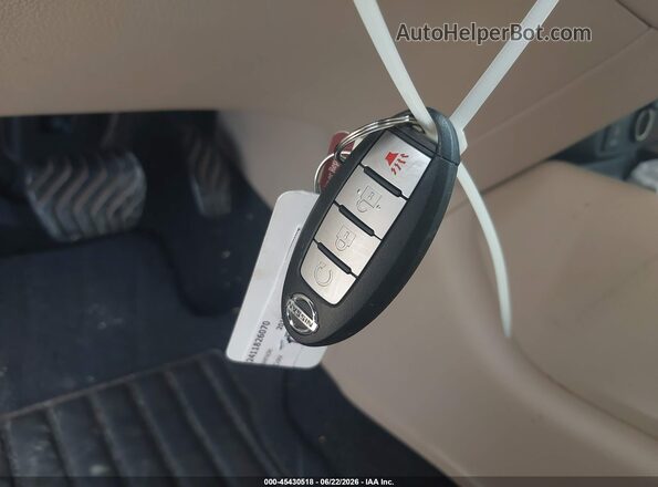 KNMAT2MT3HP559654 2017 NISSAN ROGUE Blue Dashboard view