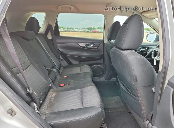 KNMAT2MT3HP587650 2017 NISSAN ROGUE Silver 