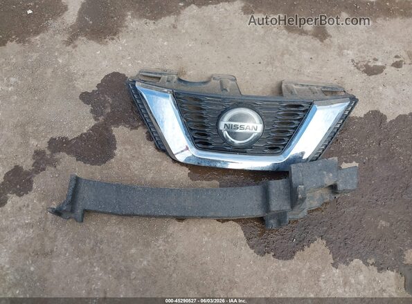 KNMAT2MT3JP558302 2018 NISSAN ROGUE White ხელსაწყოთა პანელის ხედი