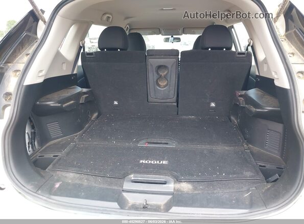 KNMAT2MT3JP558302 2018 NISSAN ROGUE White 
