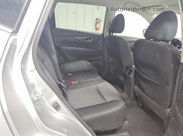 KNMAT2MT3LP527568 2020 NISSAN ROGUE Silver Vista interior trasera
