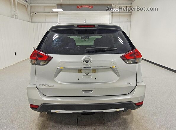 KNMAT2MT3LP527568 2020 NISSAN ROGUE Silver Vista trasera