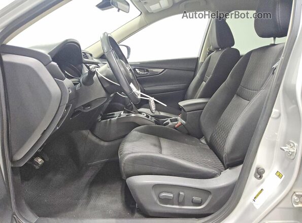 KNMAT2MT3LP527568 2020 NISSAN ROGUE Silver Vista interior delantera
