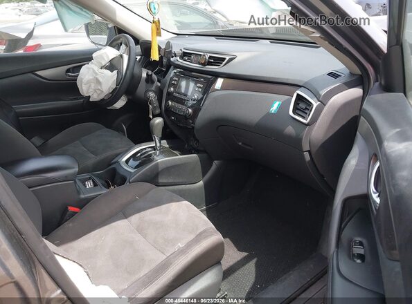 KNMAT2MT4GP687173 2016 NISSAN ROGUE Gray Вид салону спереду