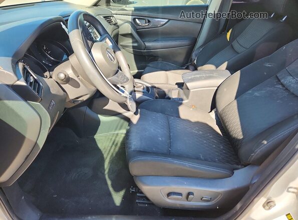 KNMAT2MT4HP542460 2017 NISSAN ROGUE Silver 