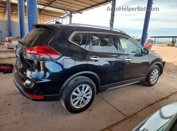 KNMAT2MT4HP583784 2017 NISSAN ROGUE Black 