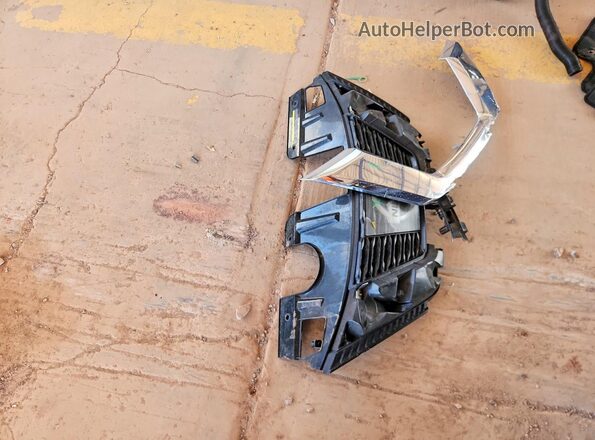 KNMAT2MT4HP583784 2017 NISSAN ROGUE Black 