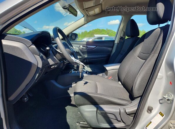 KNMAT2MT4JP609998 2018 NISSAN ROGUE Silver 