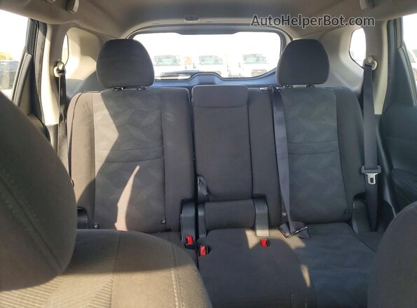 KNMAT2MT5GP603152 2016 NISSAN ROGUE Black Հետևի նստատեղերի տեսք