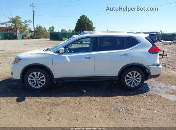 KNMAT2MT5HP508589 2017 NISSAN ROGUE White 