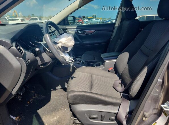 KNMAT2MT5HP530883 2017 NISSAN ROGUE Silver 