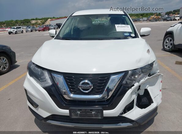KNMAT2MT5HP532665 2017 NISSAN ROGUE White Вид задньої частини салону