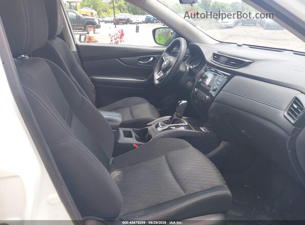 KNMAT2MT5HP546758 2017 NISSAN ROGUE White Vista interior delantera