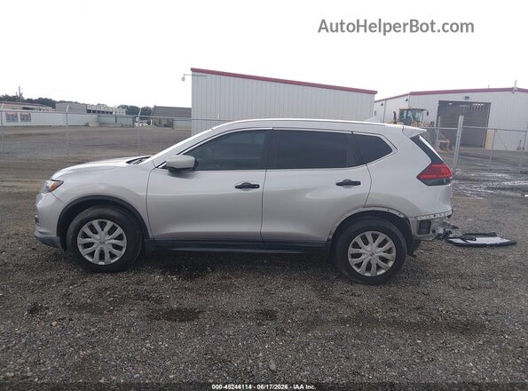 KNMAT2MT5HP557596 2017 NISSAN ROGUE Silver 