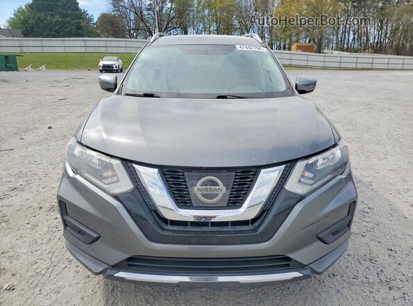 KNMAT2MT5HP598133 2017 NISSAN ROGUE Charcoal Front view
