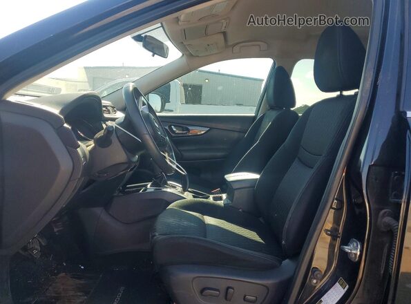 KNMAT2MT5HP610703 2017 NISSAN ROGUE Black 