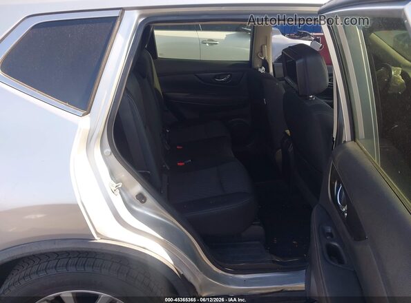 KNMAT2MT5JP511451 2018 NISSAN ROGUE Silver Вид наклейки з VIN-кодом