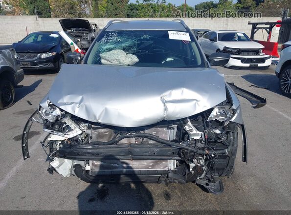 KNMAT2MT5JP511451 2018 NISSAN ROGUE Silver 