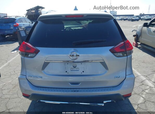 KNMAT2MT5JP511451 2018 NISSAN ROGUE Silver 