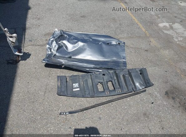 KNMAT2MT5JP517976 2018 NISSAN ROGUE Gray Widok deski rozdzielczej
