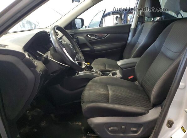 KNMAT2MT5JP533028 2018 NISSAN ROGUE Silver 