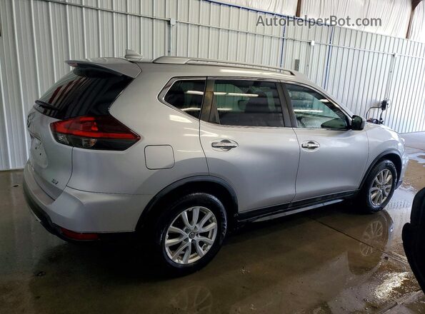 KNMAT2MT5JP533028 2018 NISSAN ROGUE Silver 