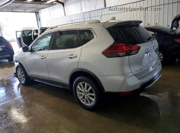 KNMAT2MT5JP533028 2018 NISSAN ROGUE Silver 