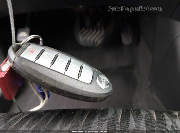 KNMAT2MT5JP538729 2018 NISSAN ROGUE Синий Вид панели приборов