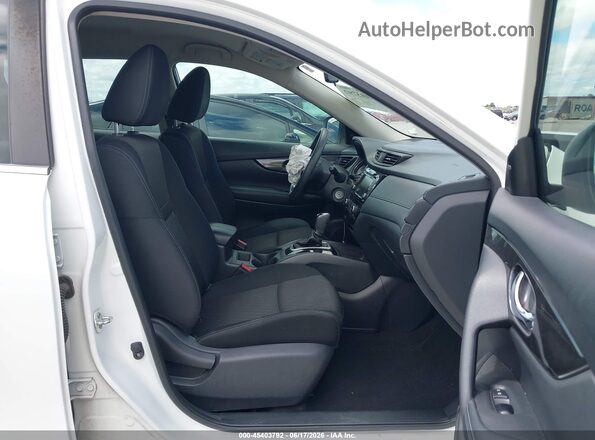 KNMAT2MT5JP566806 2018 NISSAN ROGUE White Widok wnętrza z przodu