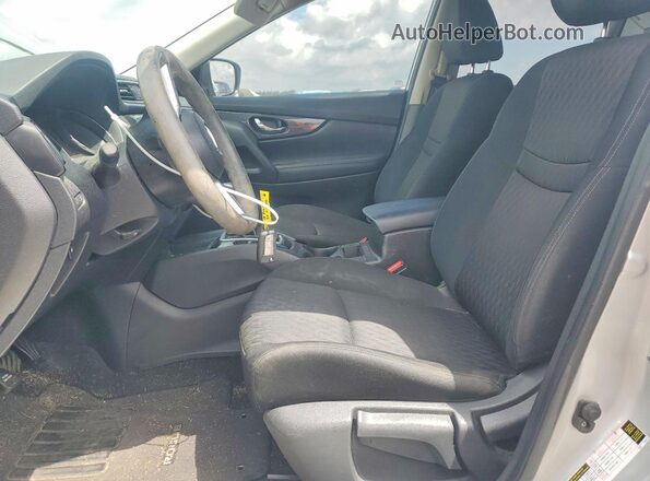 KNMAT2MT5JP576591 2018 NISSAN ROGUE Gray Vista interior delantera