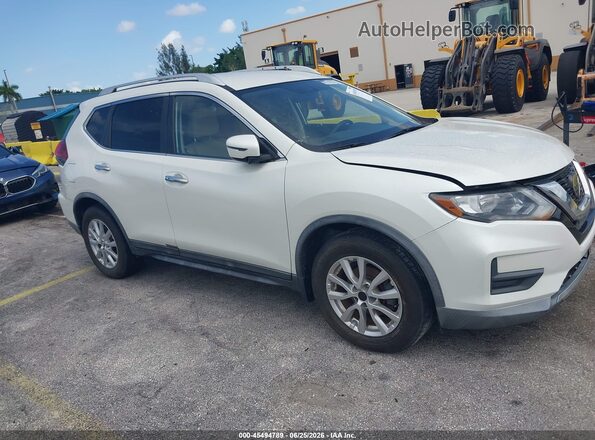 KNMAT2MT5JP603112 2018 NISSAN ROGUE White უკანა სალონის ხედი