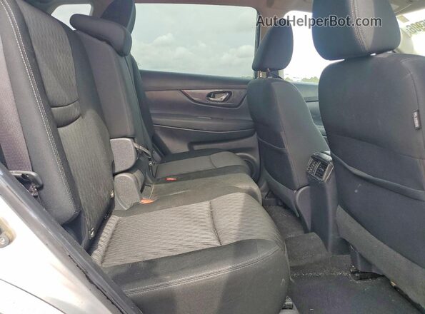 KNMAT2MT5KP520765 2019 NISSAN ROGUE Silver Вид задньої частини салону