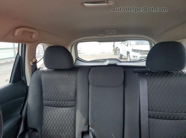 KNMAT2MT5KP520765 2019 NISSAN ROGUE Silver Вид задніх сидінь