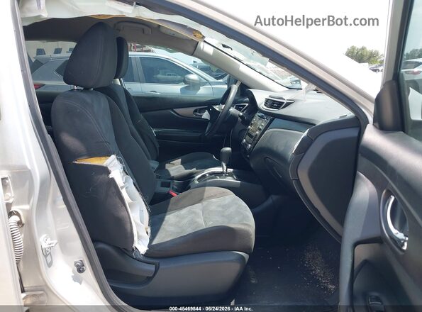 KNMAT2MT6GP619862 2016 NISSAN ROGUE Silver Widok wnętrza z przodu