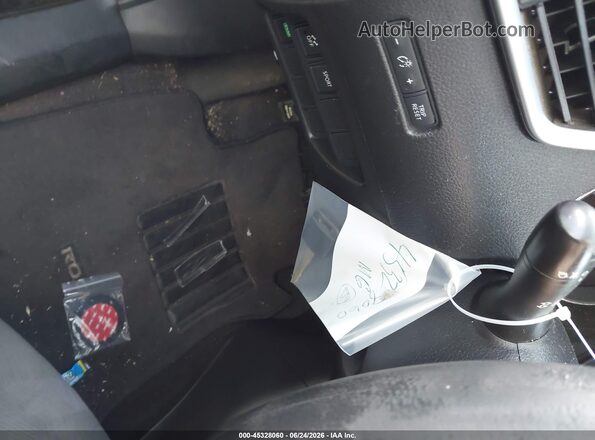 KNMAT2MT6GP671444 2016 NISSAN ROGUE Black Widok wnętrza z tyłu