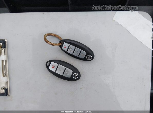 KNMAT2MT6GP693413 2016 NISSAN ROGUE Black 