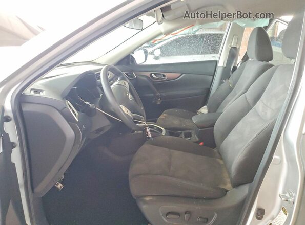 KNMAT2MT6GP730623 2016 NISSAN ROGUE Silver Front interior view