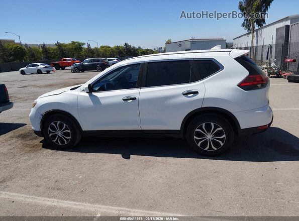 KNMAT2MT6HP560622 2017 NISSAN ROGUE White 