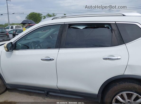 KNMAT2MT6HP586640 2017 NISSAN ROGUE White Панорамний вид салону 360°
