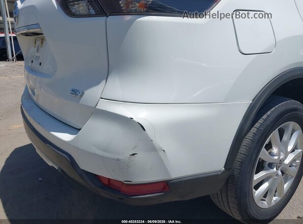KNMAT2MT6JP572694 2018 NISSAN ROGUE White 