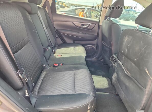 KNMAT2MT6KP505272 2019 NISSAN ROGUE Gray Հետևի նստատեղերի տեսք