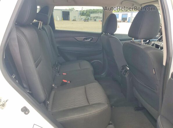 KNMAT2MT6KP541706 2019 NISSAN ROGUE White Rear interior view