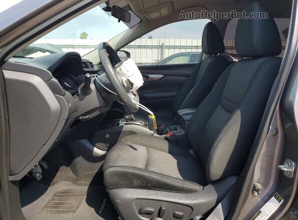 KNMAT2MT7HP610055 2017 NISSAN ROGUE Gray 