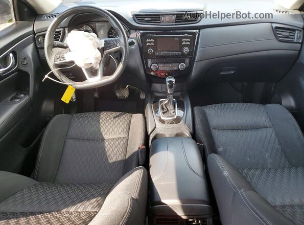 KNMAT2MT7HP610055 2017 NISSAN ROGUE Gray 