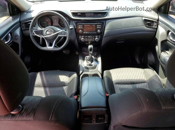 KNMAT2MT7HP611030 2017 NISSAN ROGUE Silver Dashboard view